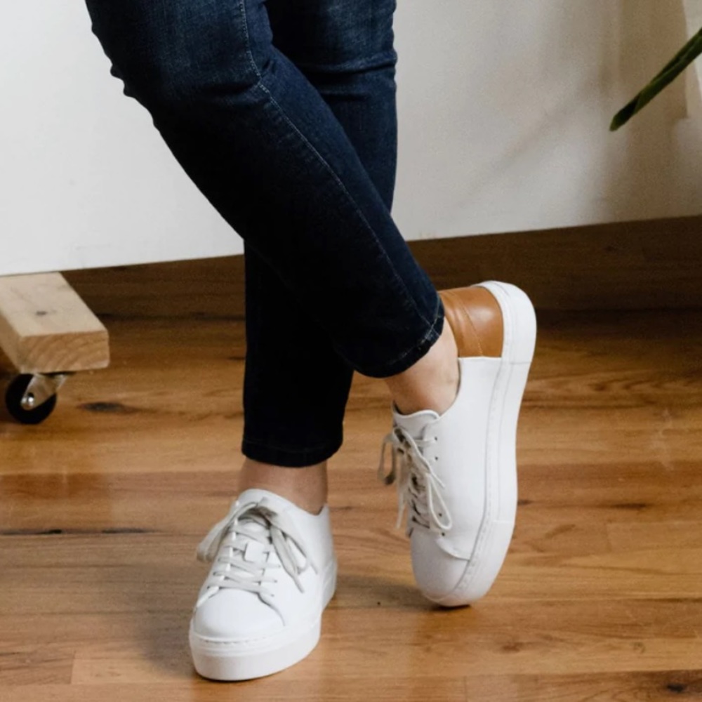 Able white and cognac Emmy leather sneakers size 7.5